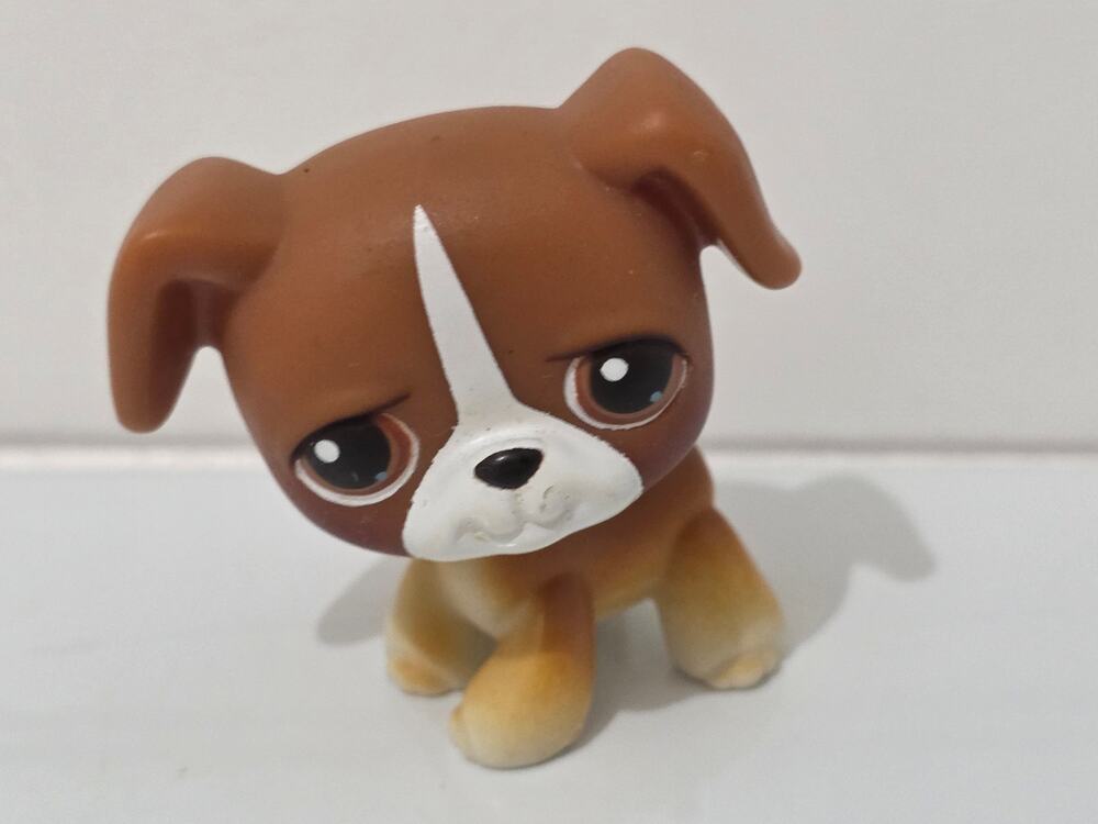 Hasbro Littlest Pet Shop #25 Brown & White Boxer Dog 2004